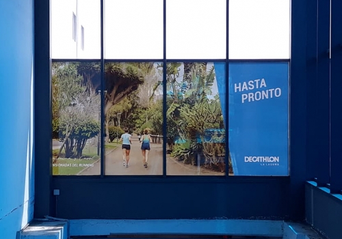 Rotulación cristalera Decathlon La Laguna