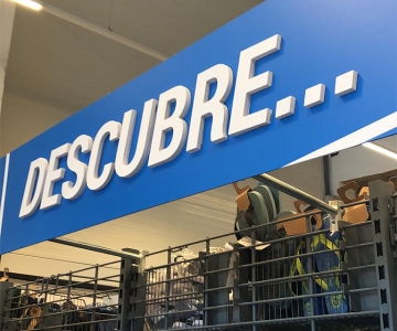 Rotulación entrada Decathlon La Laguna