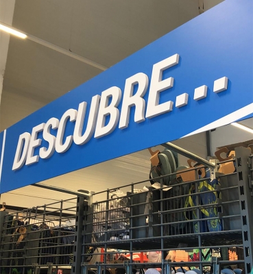 Rotulación entrada Decathlon La Laguna