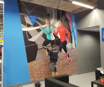 Rotulaciones interiores en tiendas Decathlon