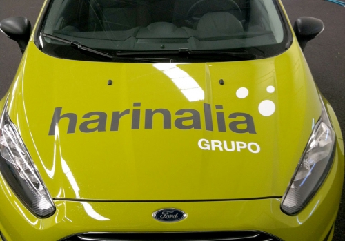 Rotulación coche Harinalia